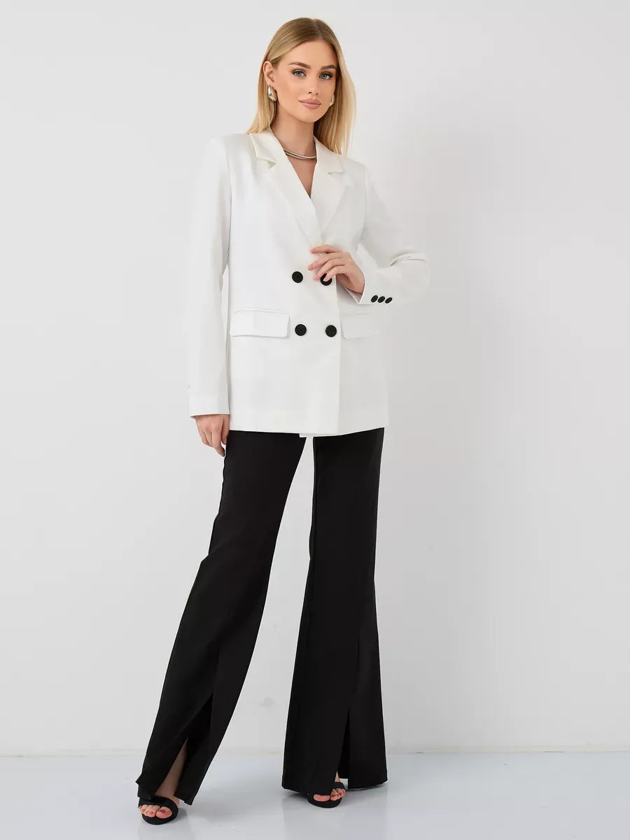 Alabaster Blazer by Lauven - Oversized double-breasted white tailored jacket stylishly worn with black trousers.