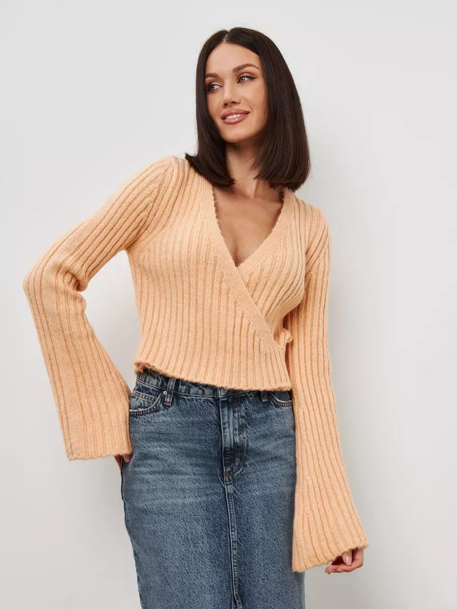 Aurelia Sweater by Lauven in cropped powder knit with V-neck and wide sleeves, ideal for a chic casual look.