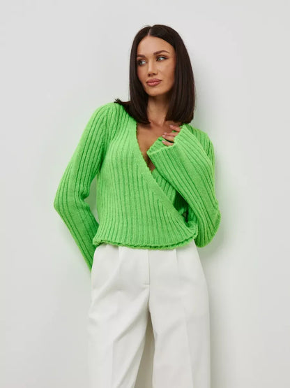 Vega Sweater - Cropped pistachio knit with V-neck and wide sleeves by Lauven.