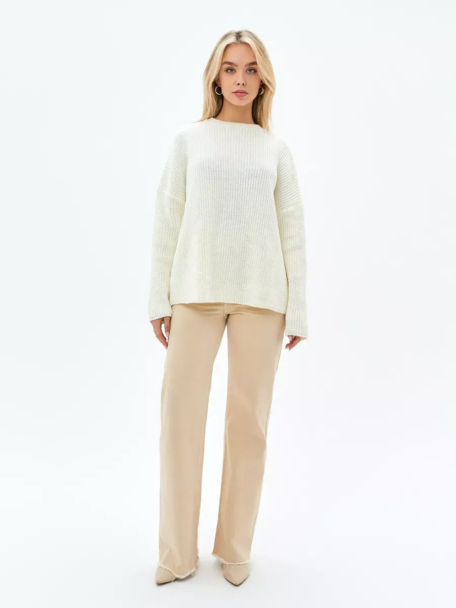 Ivory Sweater by Lauven, elegant oversized knit in soft cream, a versatile wardrobe essential.