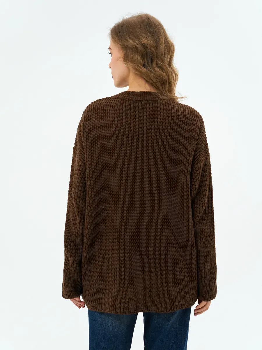 Atlas Sweater - Oversized knit in rich brown from Lauven, showcasing a relaxed fit and textured back design.