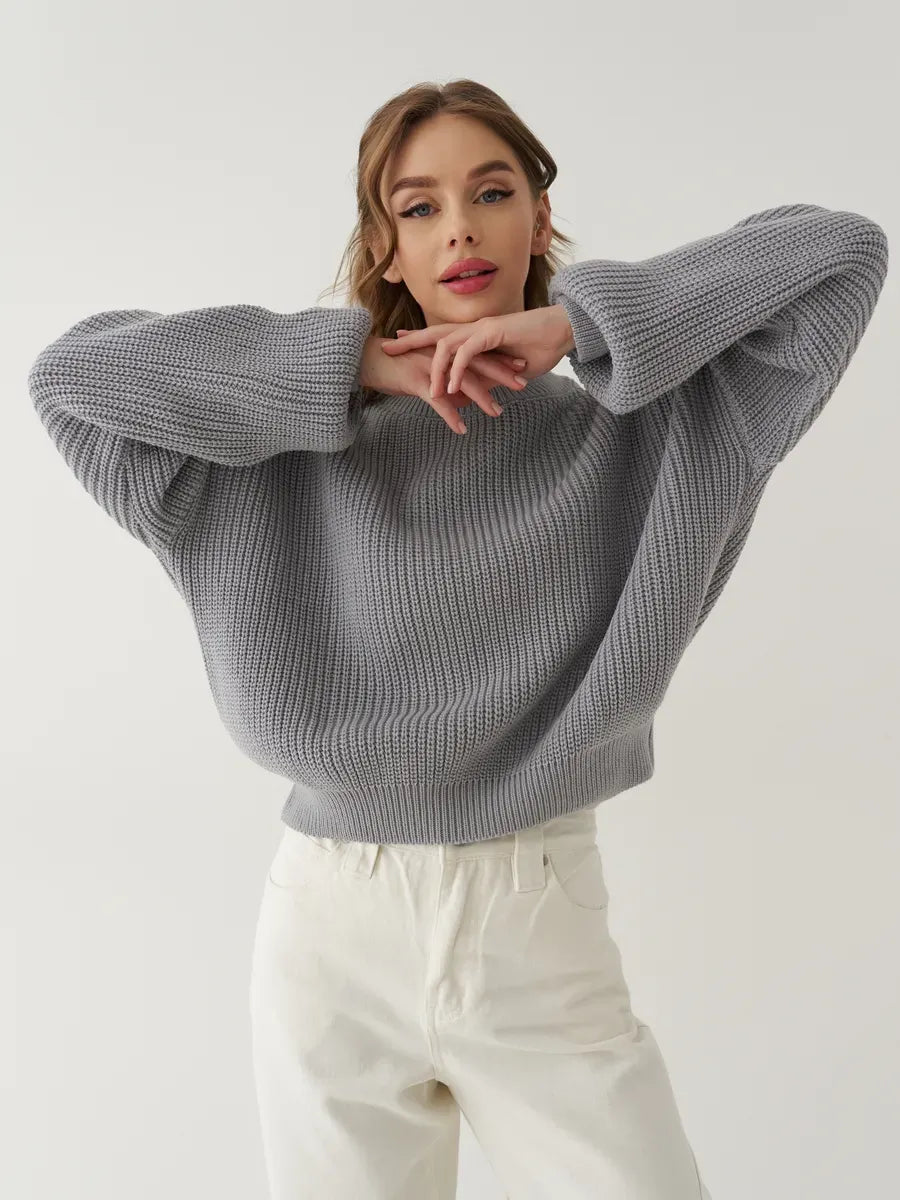 Luna Sweater by Lauven in light grey, featuring an oversized knit design for modern comfort and elegance.