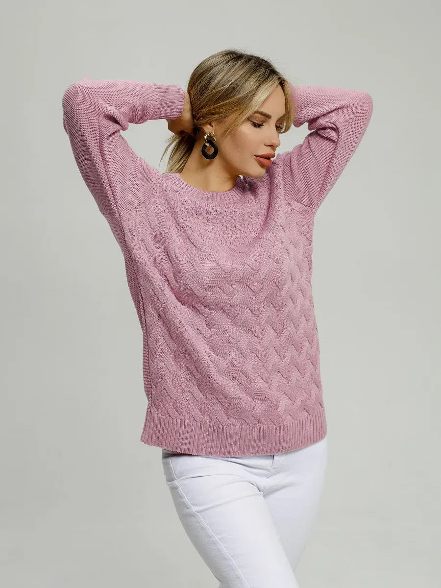 Lyra Sweater from Lauven in soft lilac knitwear, showcasing contemporary comfort and style.
