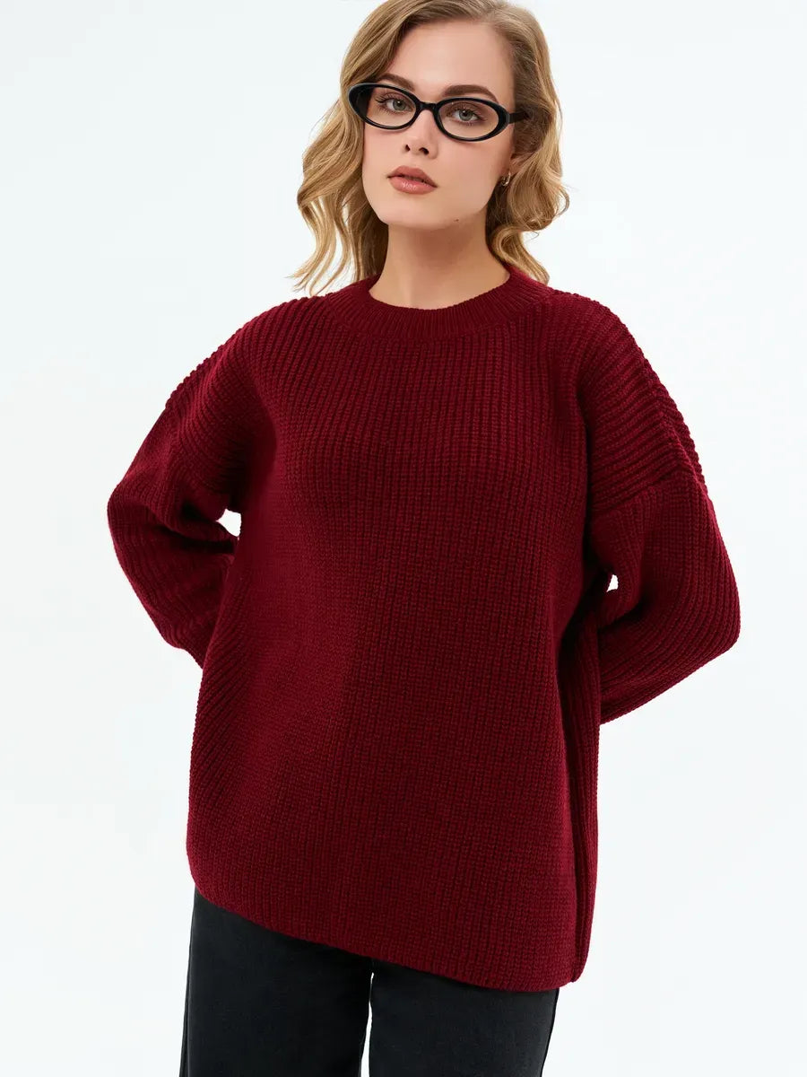 Lauven Verona Sweater in deep burgundy, oversized knit, featuring a relaxed silhouette and round neckline.